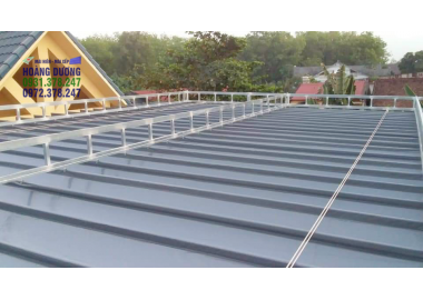 THI CÔNG MÁI XẾP NHÀ MÁY LONG AN